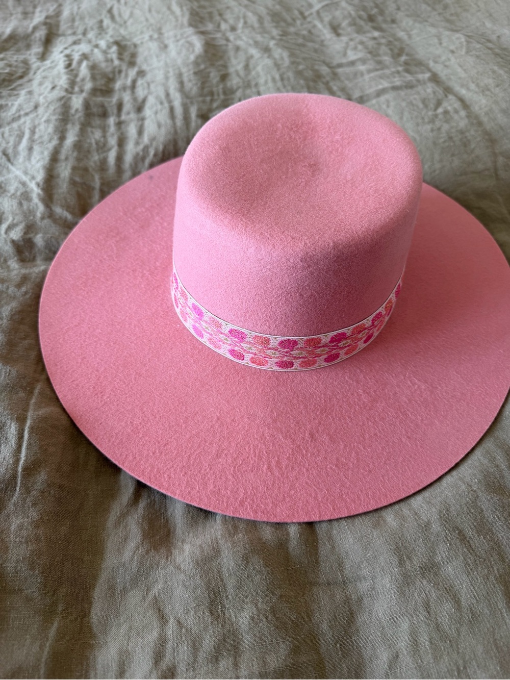 Lack Of Color Rose Pink Felt Boater with Floral Grosgrain Band